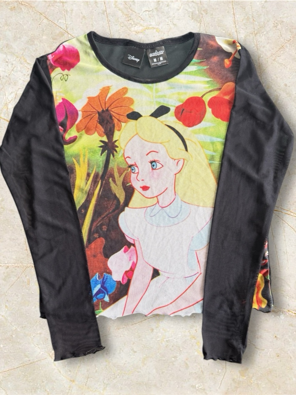 Disney Women's Alice in Wonderland Long Sleeve Size Medium